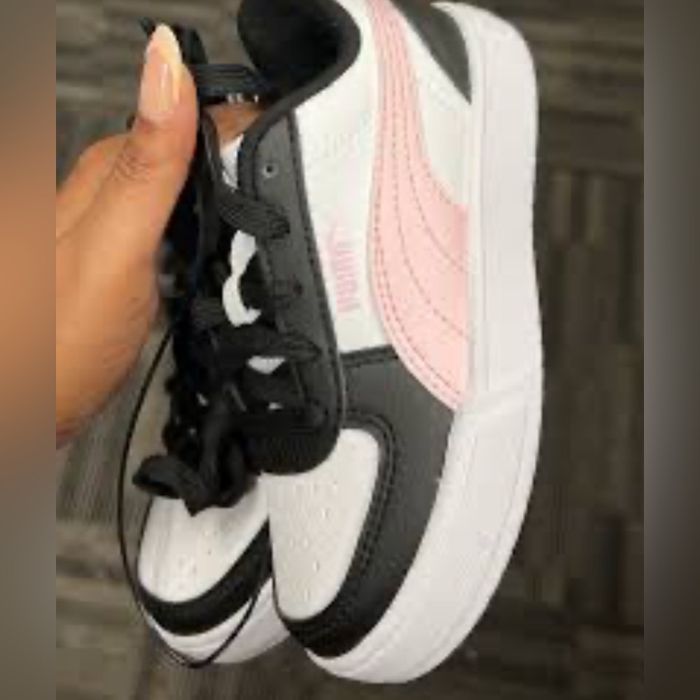 Puma Black and Pink Sneakers with Chunky Sole s